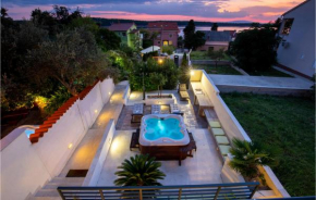 4 Bedroom Amazing Home In Barbat
